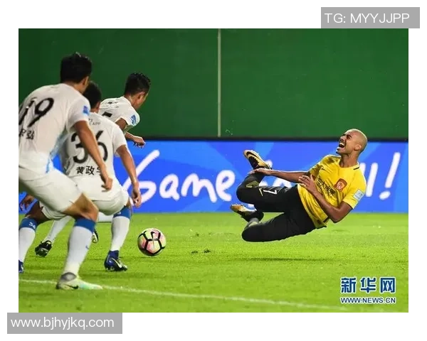 足协杯精彩对决广州恒大与广州富力的全场回放与精彩瞬间分析